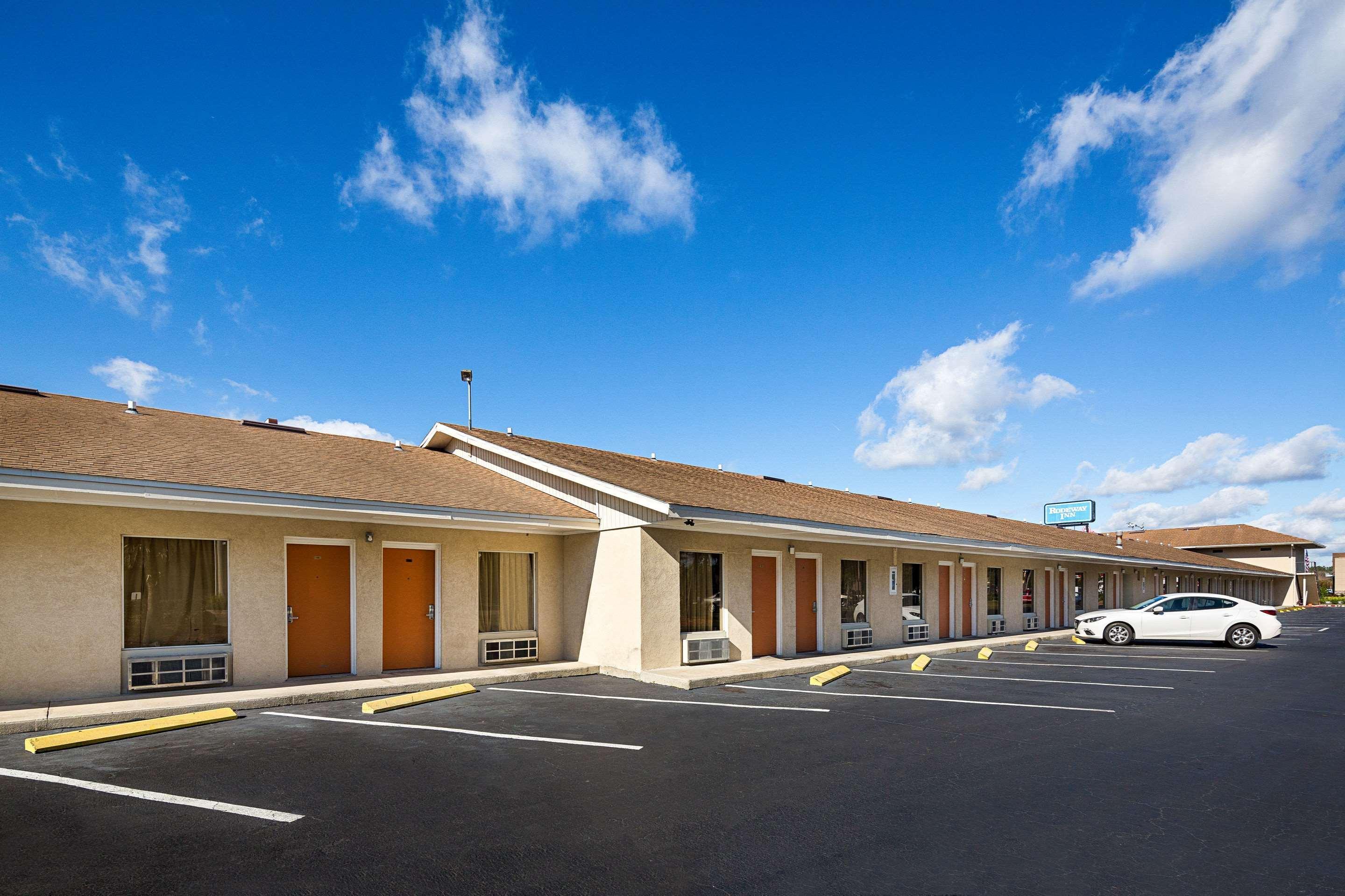 Rodeway Inn Lake City I-75 Exterior photo